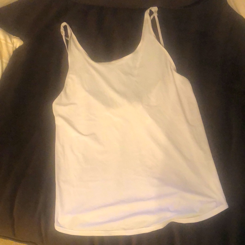 Lululemon workout top size 4